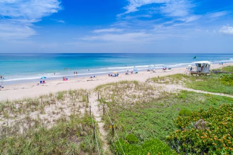 Oceania House in Hutchinson Island