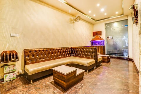 FabExpress Affection Inn Hotel in Lucknow