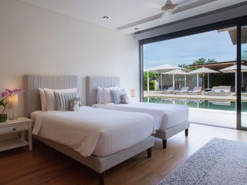 Bed, Photo of the whole room, Bedroom, Pool view