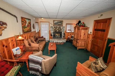 Ponderosa Home Casa in Big Bear
