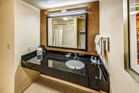 Fairfield Inn and Suites by Marriott Austin Northwest/The Domain Area Hotel in Austin