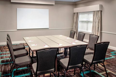 Meeting/conference room