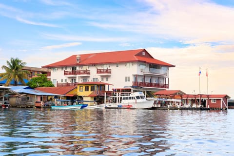 Divers Paradise Boutique Hotel hotel in Bocas del Toro Province