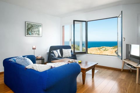 Living room, Sea view