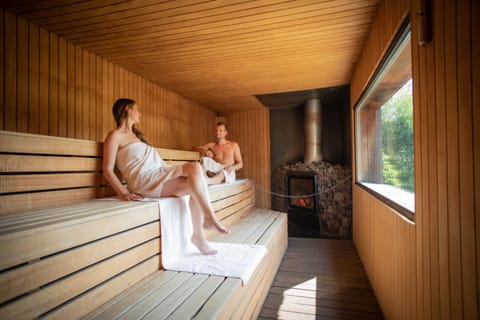 People, Sauna, Spa and wellness centre/facilities