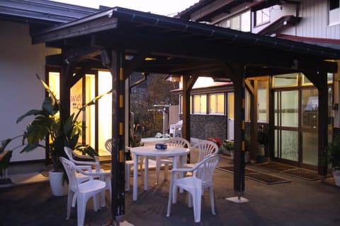 Kozaemon Alojamiento y desayuno in Takayama