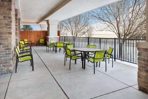 SpringHill Suites by Marriott Denver Airport Hotel in Commerce City