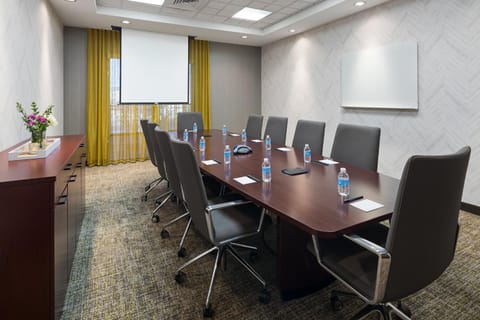 Meeting/conference room