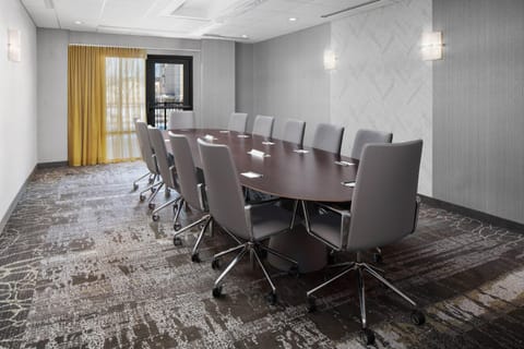 Meeting/conference room