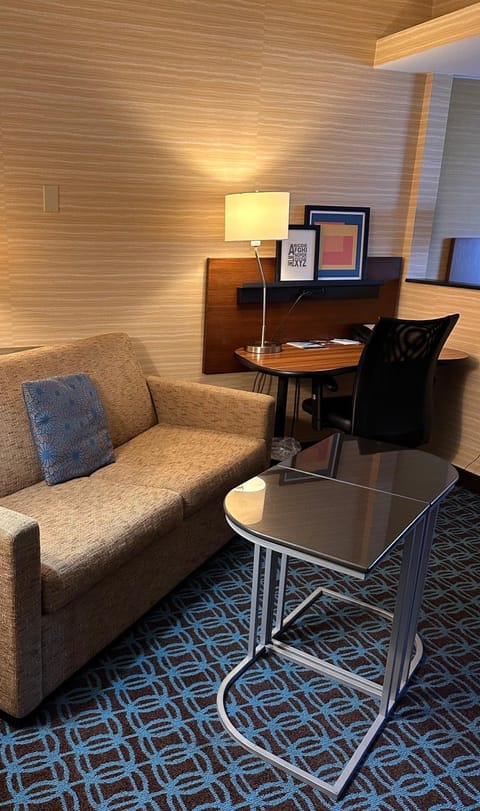 Fairfield Inn & Suites Parsippany Hotel in Parsippany-Troy Hills