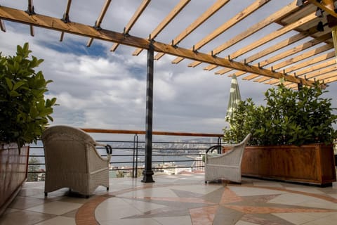 Day, Balcony/Terrace, Autumn