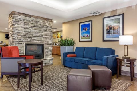 Comfort Inn & Suites Phoenix North - Deer Valley Hôtel in Phoenix