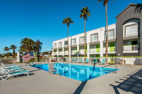 Pool view, Swimming pool