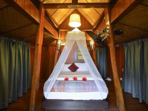MaliHom Private Estate Natur-Lodge in Bayan Lepas