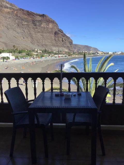 Apartamentos Playamar Bed and breakfast in La Gomera