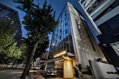 Cullinan Gaepo Hotel in Seoul