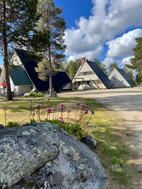 Arctic Lodge Hetan Kota Resort in Lapland