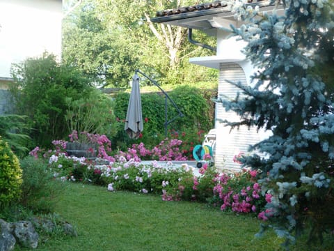 Maison MARYSA Bed and Breakfast in Mérignac