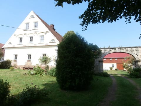 Penzion Zemanův Dvůr Inn in Lower Silesian Voivodeship