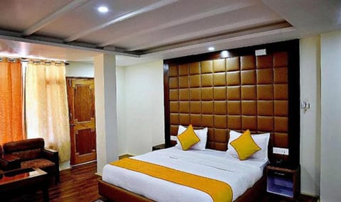 FabHotel Whistling Winds Hotel in Manali