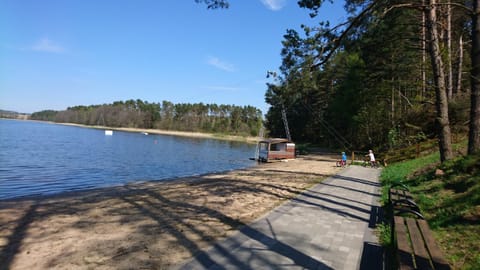 Beach, Lake view