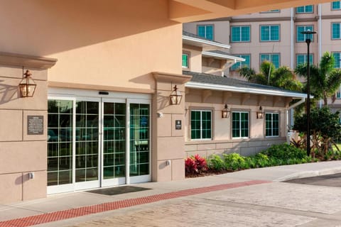 Residence Inn by Marriott Near Universal Orlando Hotel in Orlando