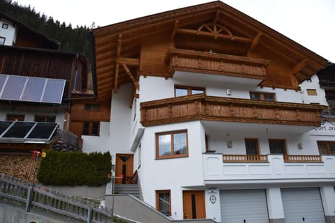 Apart Arera Apartment in Canton of Grisons