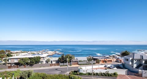 3 On Camps Bay Bed and Breakfast in Camps Bay