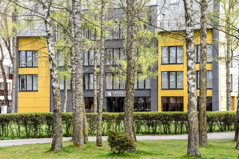 Property building, Facade/entrance