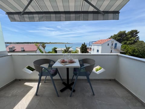 Day, Natural landscape, View (from property/room), Balcony/Terrace, Sea view