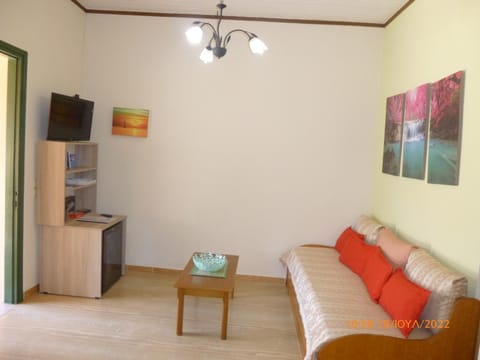 TV and multimedia, Seating area, oven