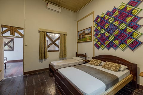 Reviver Hostel Bed and Breakfast in São Luís