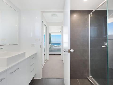 Ocean Plaza Unit 936 Apartment in Tweed Heads