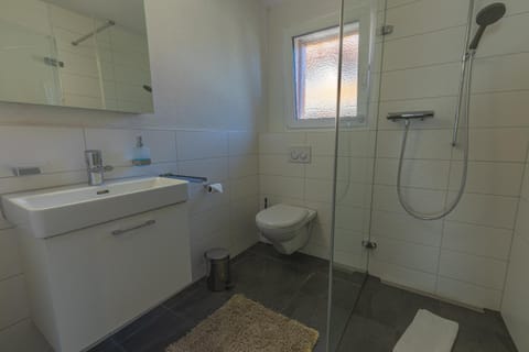 Shower, Toilet, Bathroom, Facility for disabled guests, heating