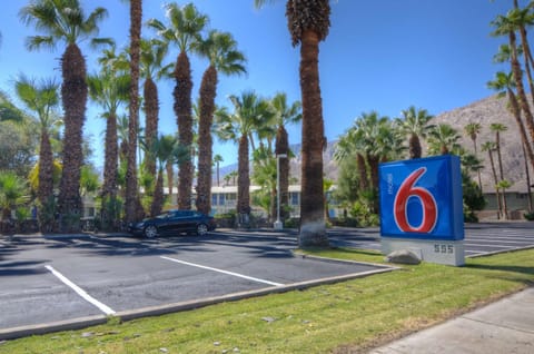 Motel 6-Palm Springs, CA - East - Palm Canyon Hotel in Palm Springs