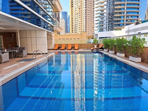 Pool view, Swimming pool, sunbed