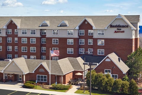 Residence Inn by Marriott Chicago Schaumburg/Woodfield Mall Hotel in Rolling Meadows