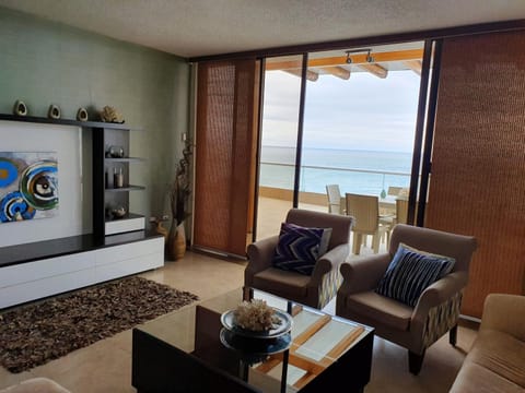 Departamento frente al mar en Manta-Barbasquillo con espectacular vista Apartamento in Manta