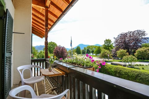 Pension Bergsee Bed and Breakfast in Tegernsee