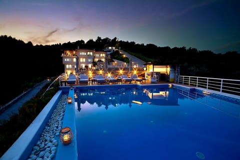 Property building, Pool view, sunbed