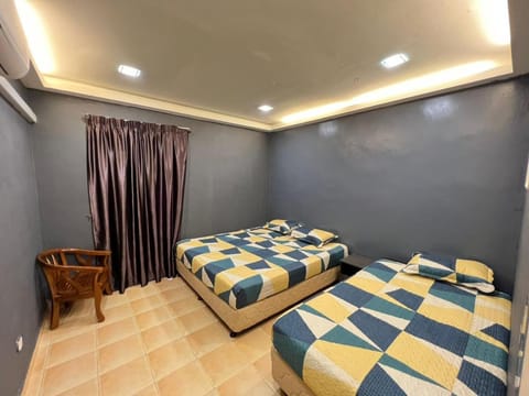 BESLA HOMESTAY LOT986 at A'Famosa Resorts Melaka Villa, 5rooms, private pool, BBQ, KARAOKE with surcharge House in Negeri Sembilan, Malaysia