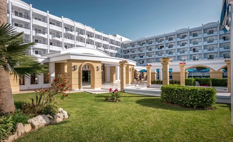 Mitsis Grand Hotel Resort in Rhodes