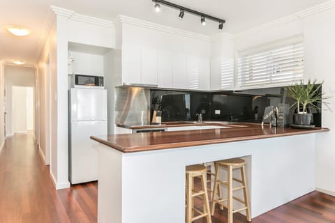 Beachfront on Golden Mile Condo in Manly