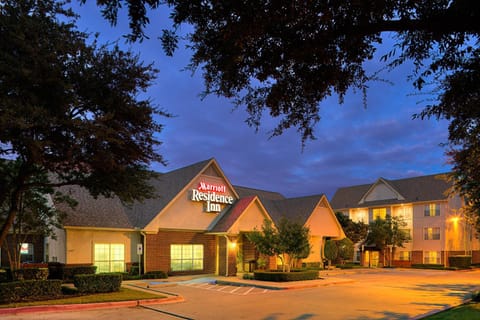 Residence Inn Arlington Hotel in Arlington