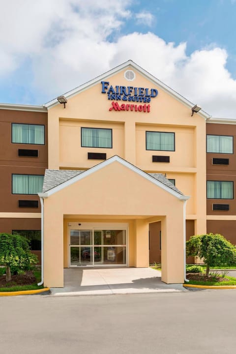 Fairfield Inn & Suites Springfield Hotel in Springfield