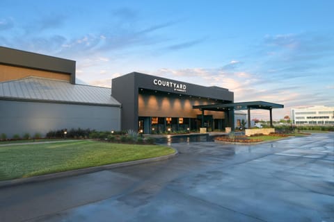 Courtyard by Marriott Dallas DFW Airport North/Irving Hotel in Coppell