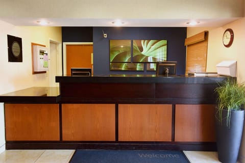 AmericInn by Wyndham Topeka Hotel in Topeka