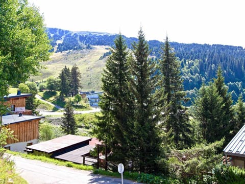 Studio spacieux rénové, balcon sud, accepte animaux - FR-1-340-132 Apartment in Provence-Alpes-Côte d'Azur