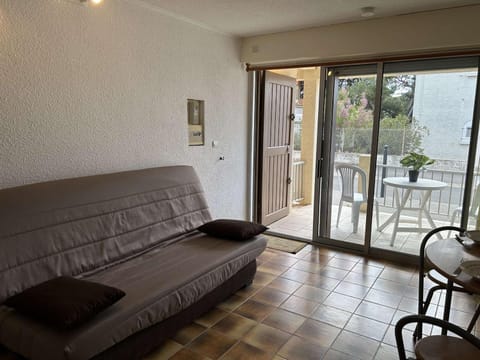 Studio en RDC à 250m de la plage - Saint Pierre la Mer, 2 couchages, animaux acceptés - FR-1-229D-232 Wohnung in Fleury