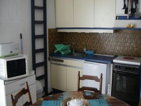 Appartement cosy avec mezzanine, 6 couchages, à 500m de la mer - St Cyprien - FR-1-225D-168 Apartment in Saint-Cyprien